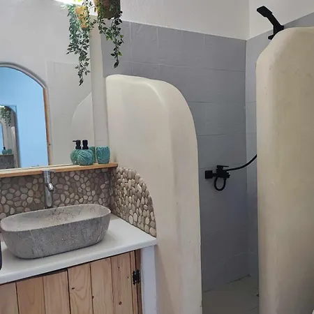 Studio Lachania 아파트